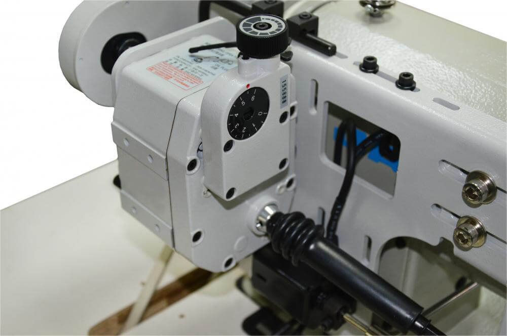 Решение для пришивания пояса на базе двухигольной швейной машины с пуллером Autosew A-872-SFW 1