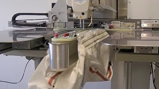 Швейный автомат для производства подушек безопасности Juki AMS-221 1