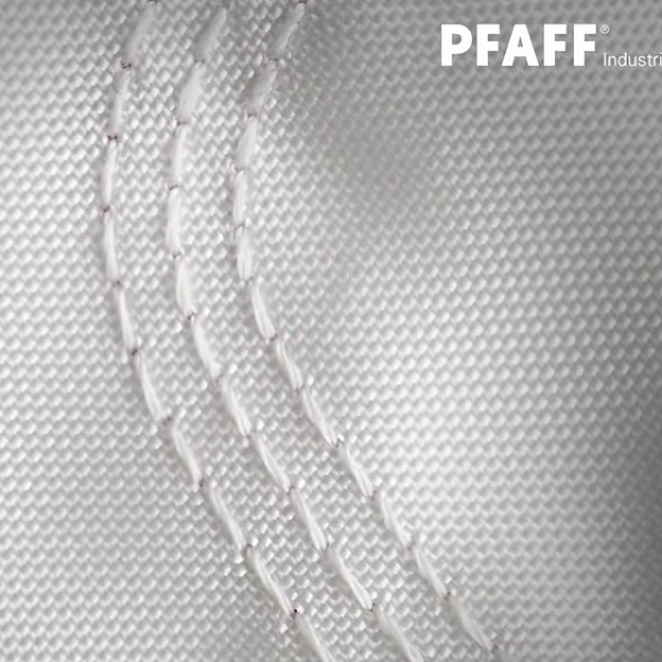 Трехигольная промышленная швейная машина для пошива подушек безопасности PFAFF 5626 1