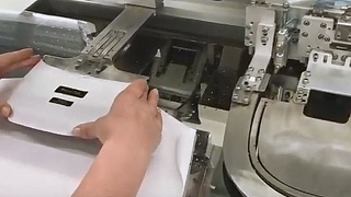 Автомат для настрачивания U-образной детали на спинку футболки RM-310S